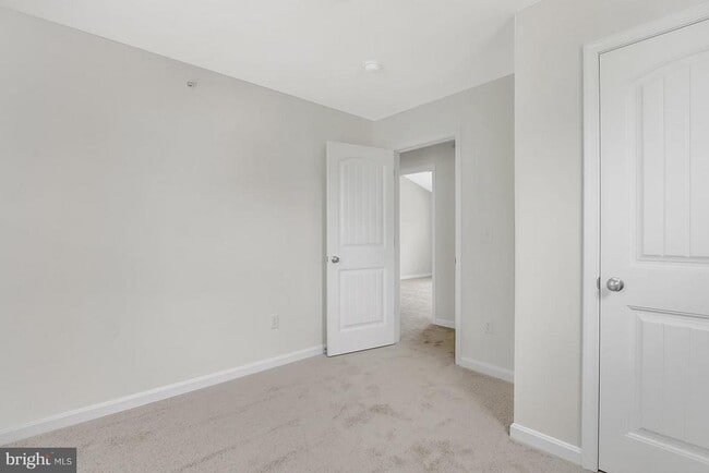 Building Photo - 130 Beechwood Wy