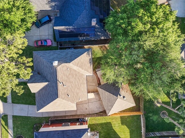Building Photo - 16403 Wellers Way