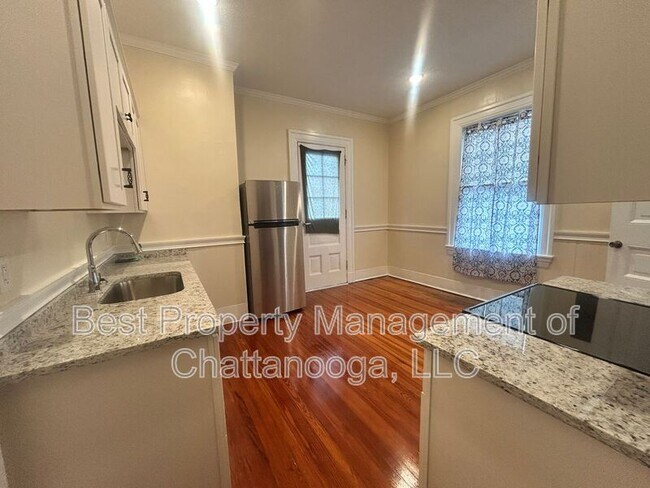 Building Photo - 209 Barnhardt Cir