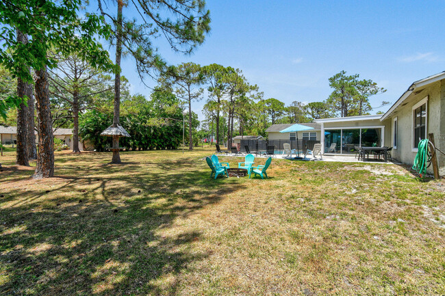 Building Photo - 15739 75th Way N