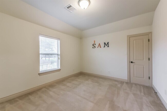 Building Photo - 9634 Lansing Meadows Dr