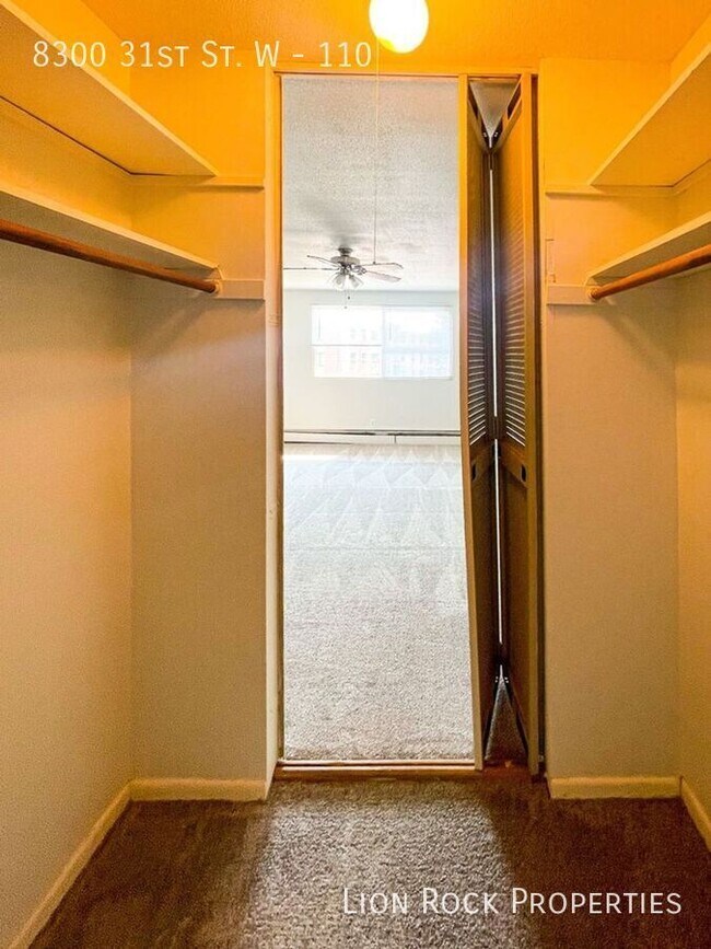 Building Photo - 8300 W 31st St