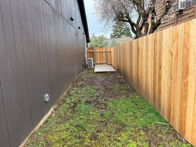 Building Photo - K14111 A &amp; B