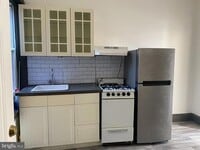 Building Photo - 3258 N Park Ave