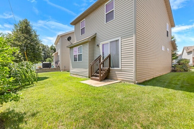 Building Photo - COMING SOON Spacious 4-Bedroom Condo for Rent – Prime Location!