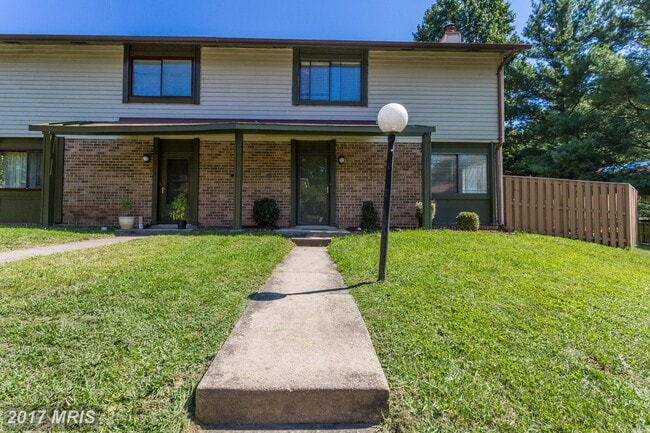 Building Photo - 5735 Nordeen Oak Ct