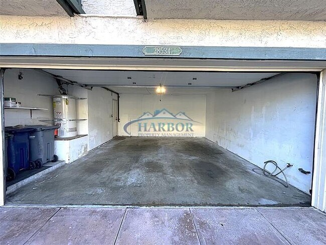 Building Photo - 28534 Vista Madera