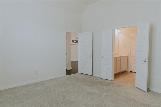 Building Photo - 989 Sprangletop St