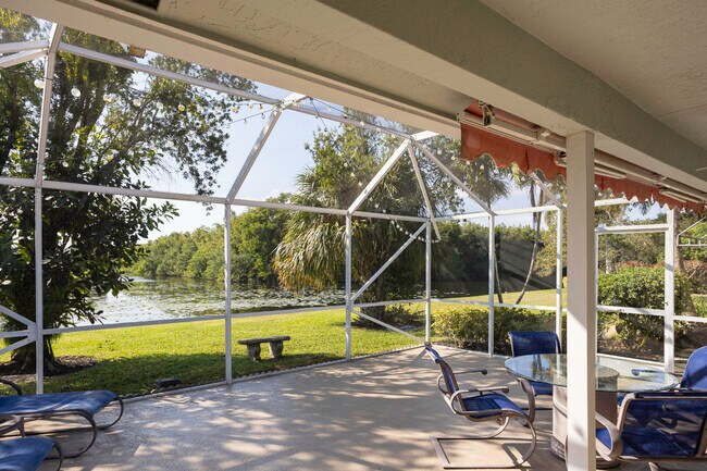 Building Photo - 1605 S Club Dr