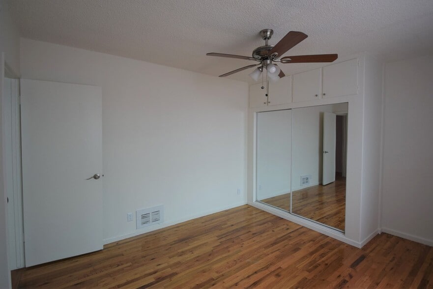 Building Photo - 6271 Kester Ave