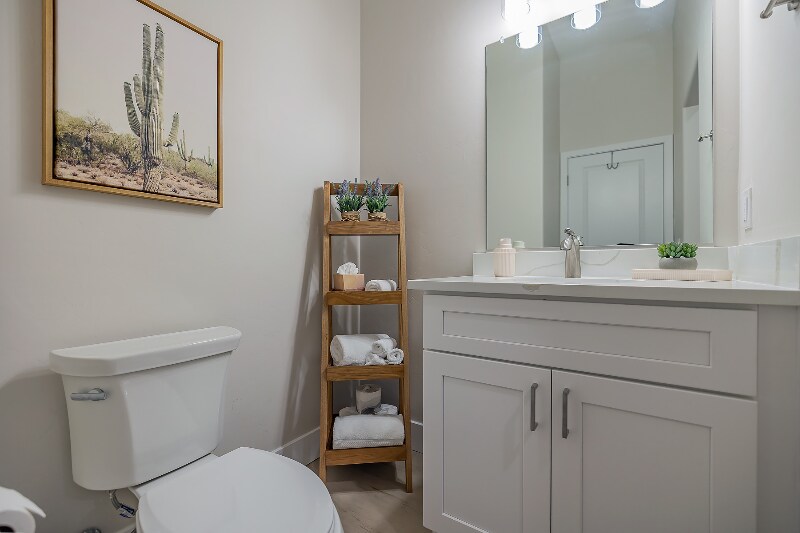 Building Photo - 2803 E River Rd