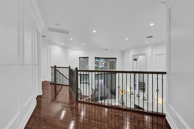 Building Photo - 17529 Middlebrook Way