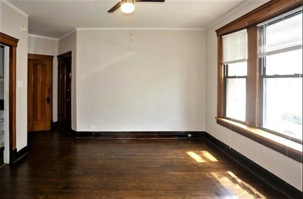 Building Photo - 3524 W Grace St