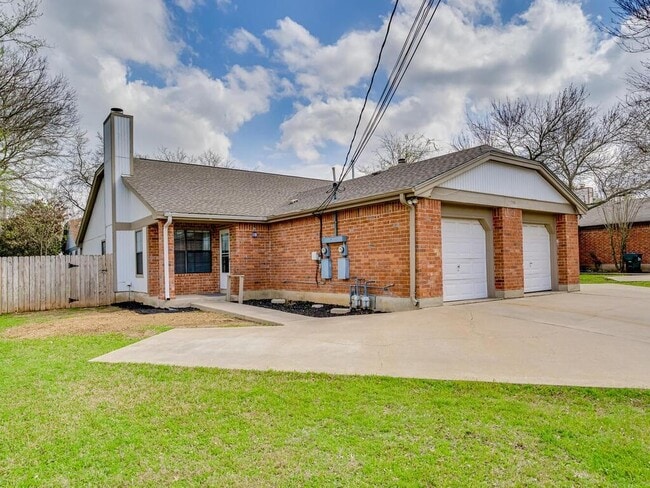 Primary Photo - 208 Tamara Dr