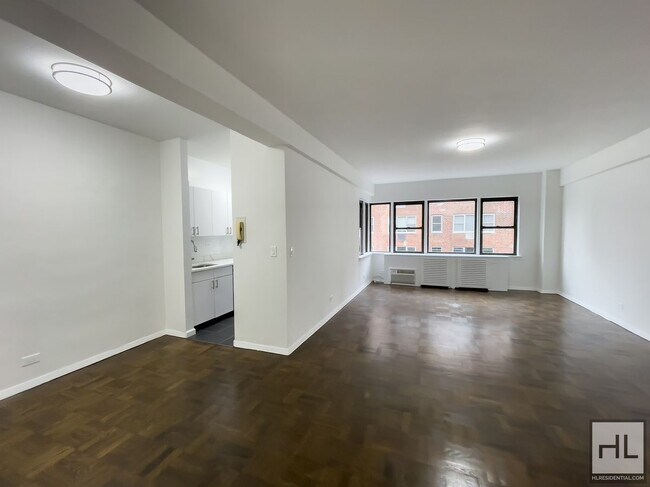 Primary Photo - BEEKMAN PLACE