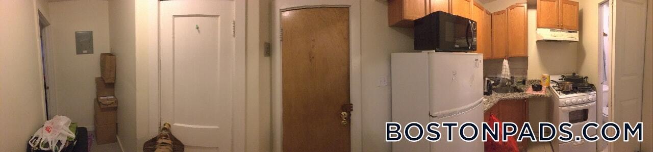 Building Photo - 171 Hemenway St