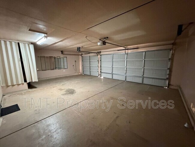 Building Photo - 6413 Noble House Ct