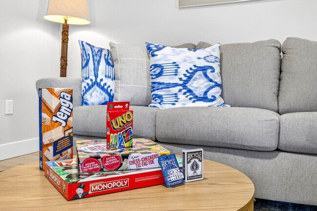 Building Photo - 153 Vista Hermosa Cir