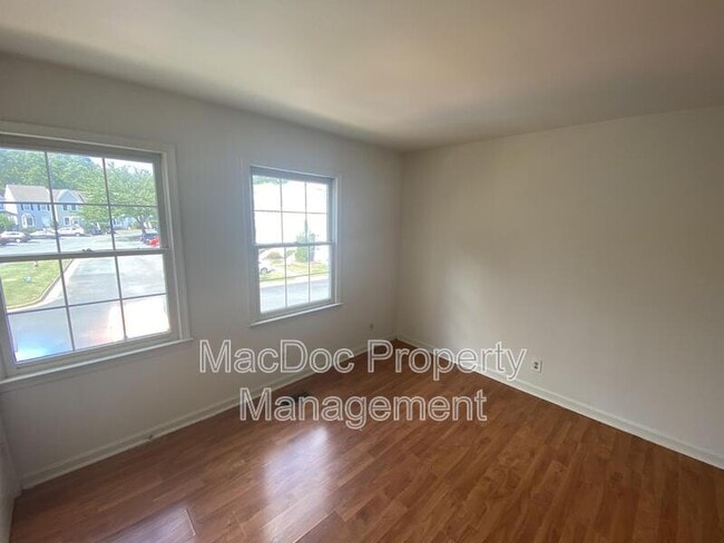 Building Photo - 509 Powhatan Ct