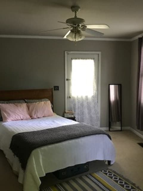 Building Photo - Sylvan Heights 3 bedroom Home For Rent