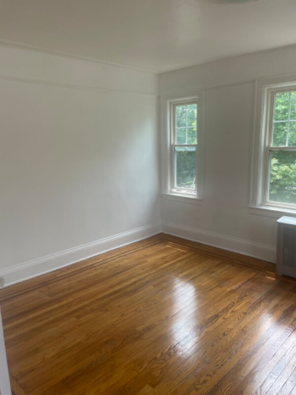 Building Photo - 0 Cromwell Ave