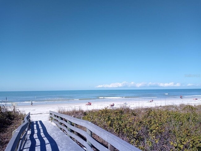 Building Photo - 115 15th Ave