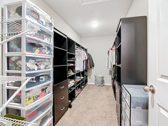 Building Photo - 1504 Hummingbird Rd