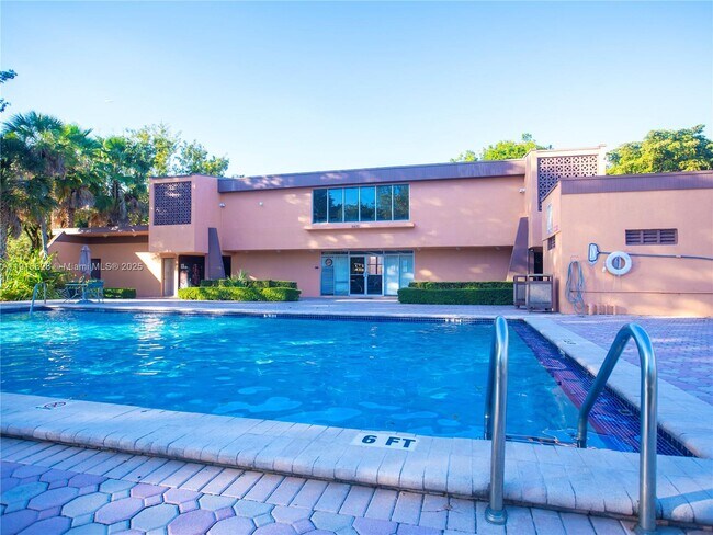 Building Photo - 9400 W Flagler St