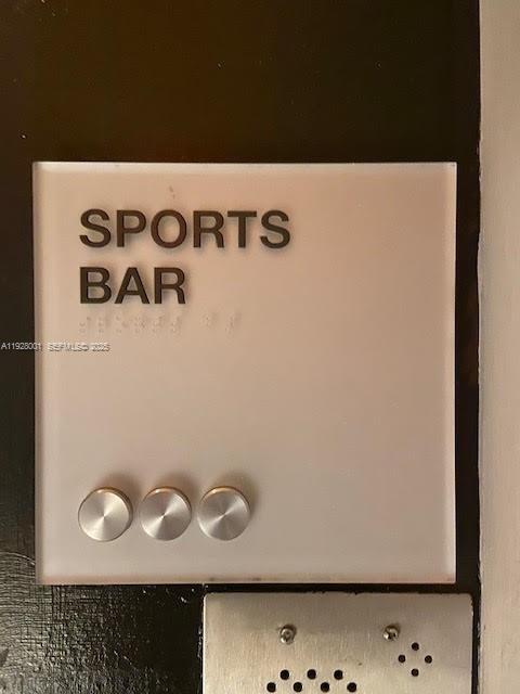 Building Photo - 500 Brickell Ave