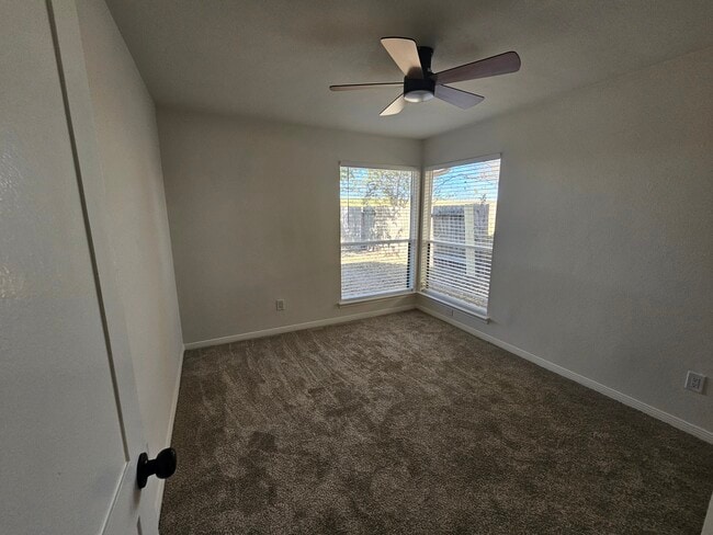 Building Photo - 3102 Great Lakes Ave