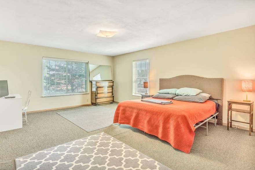 Building Photo - 3303 Watson Rd