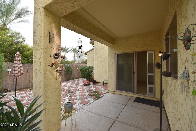 Building Photo - 7117 N 73rd Dr