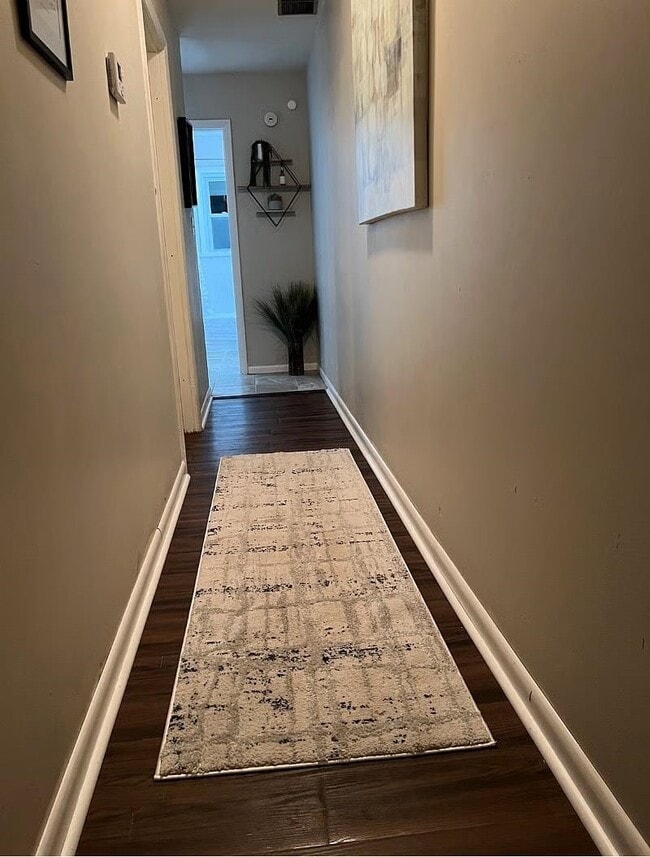 Building Photo - 1205 Carter Rd