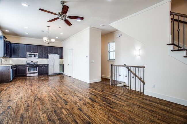 Building Photo - 4323 Dickason Ave