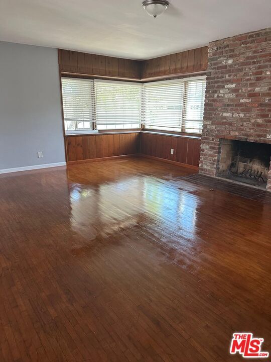 Building Photo - 2903 W Carson St