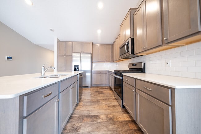 Building Photo - 5109 Mustang Dr