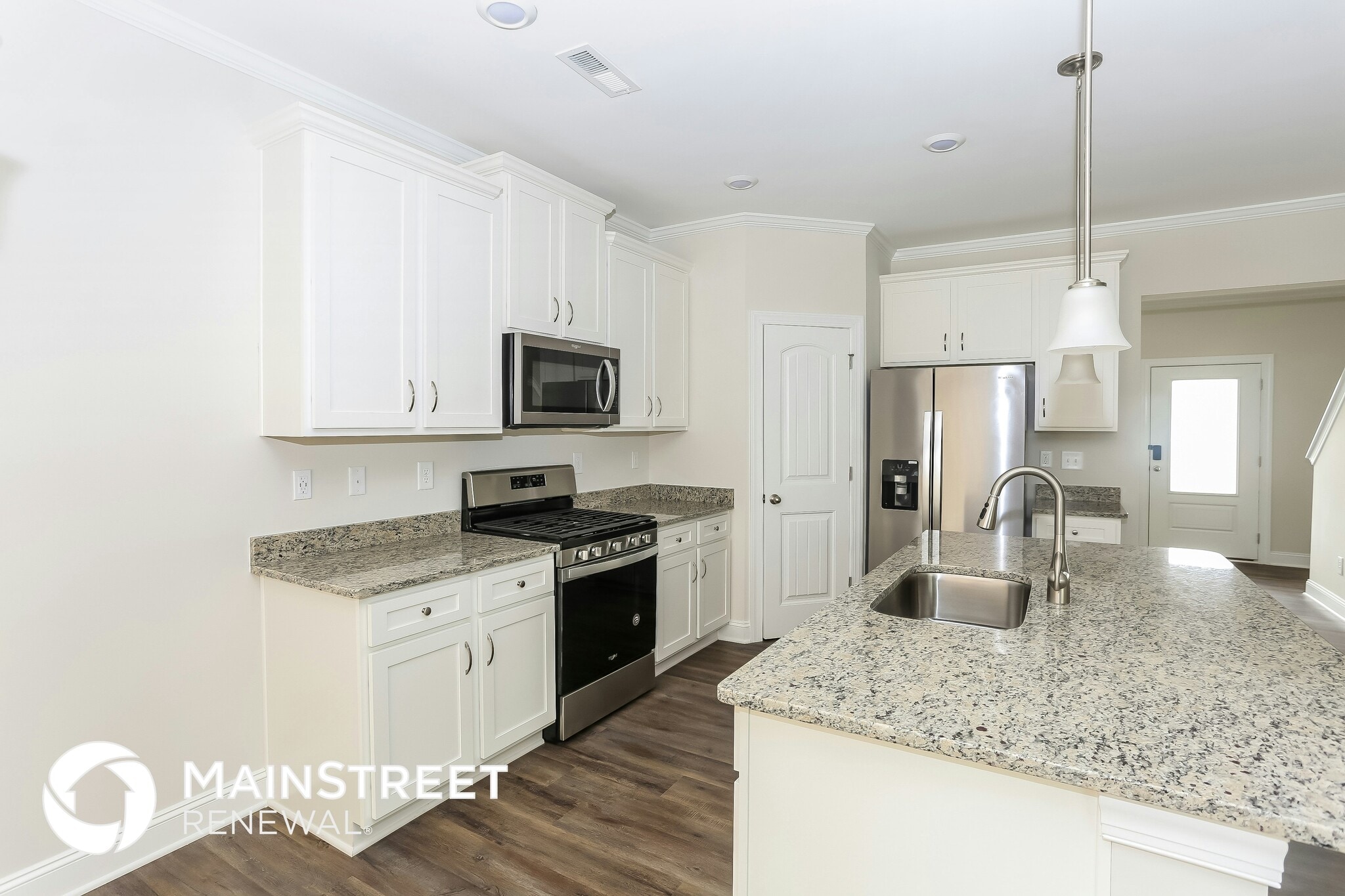 Building Photo - 3824 Allenby Pl