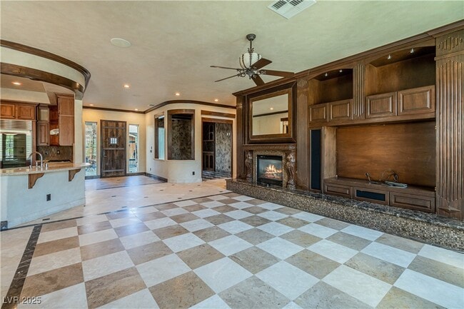 Building Photo - 1423 Foothills Village Dr