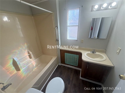 Building Photo - 24 Morton Ave