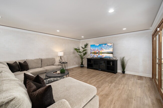 Building Photo - 22711 Margarita Dr