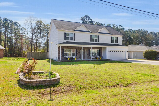 Building Photo - 371 Carolina Pines Blvd