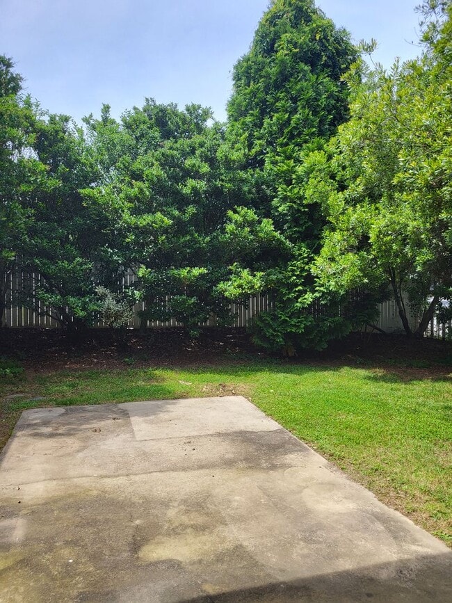 Building Photo - 3 bedroom home in Birkdale
