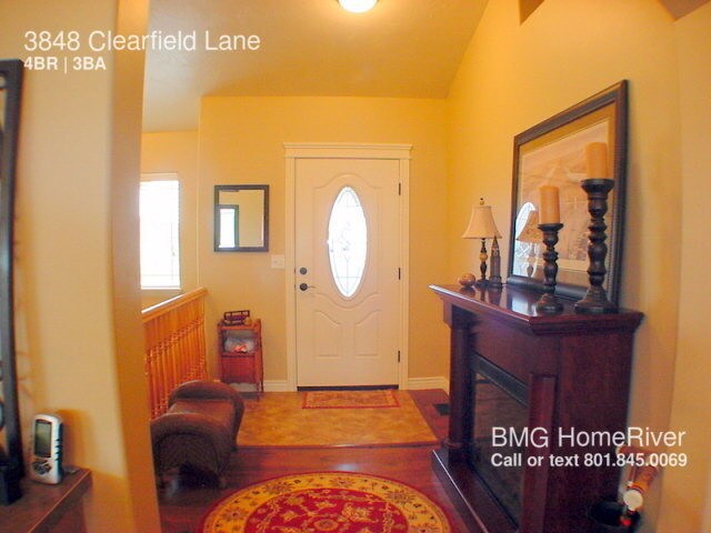 Building Photo - 3848 Clearfield Ln