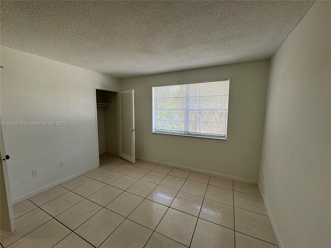 Building Photo - 4440 NW 79th Ave