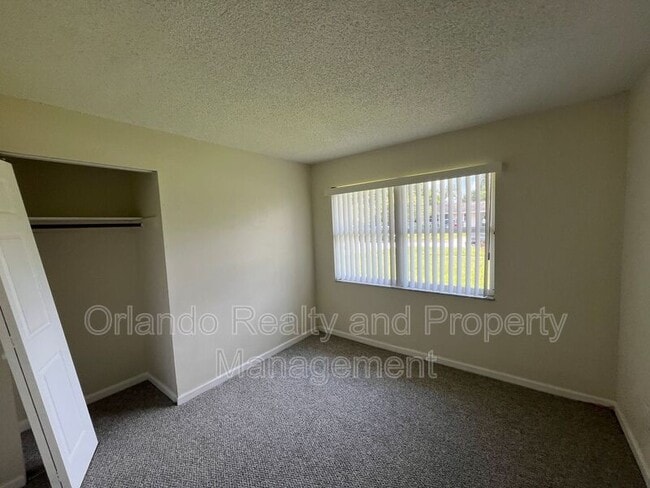 Building Photo - 4285 Solomon Dr