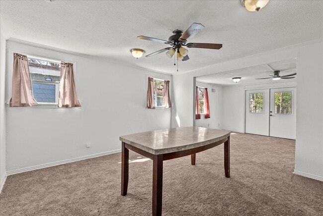 Building Photo - 1002 Orange St