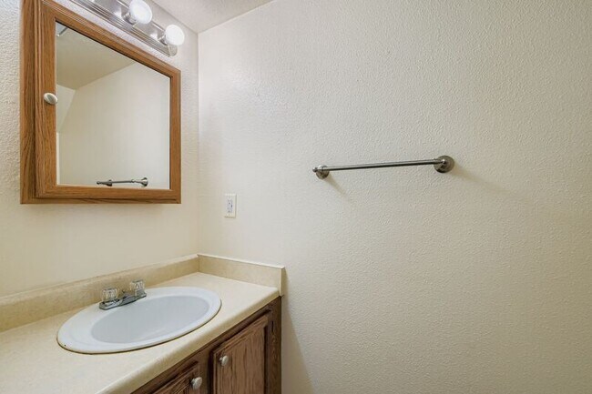 Building Photo - 3186 Vail Pass Dr