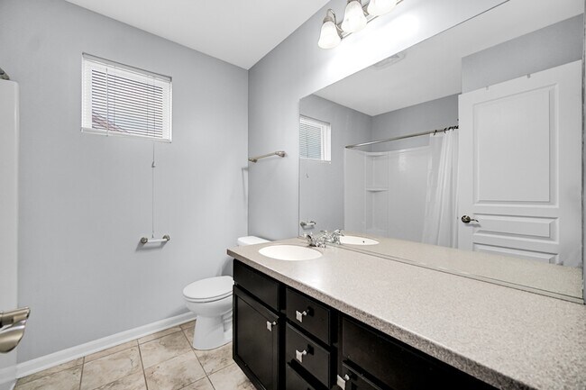 Building Photo - 4323 Fraser Cir