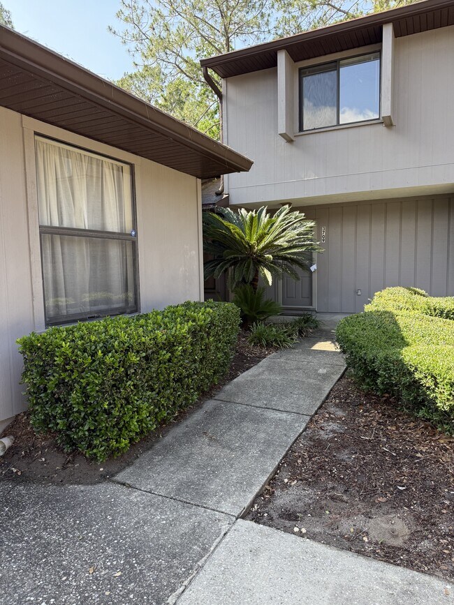 Primary Photo - 3709 NW 58th Pl