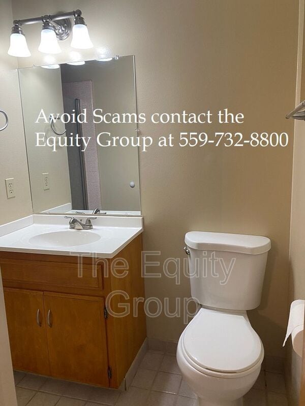 Building Photo - 693 S Laspina St